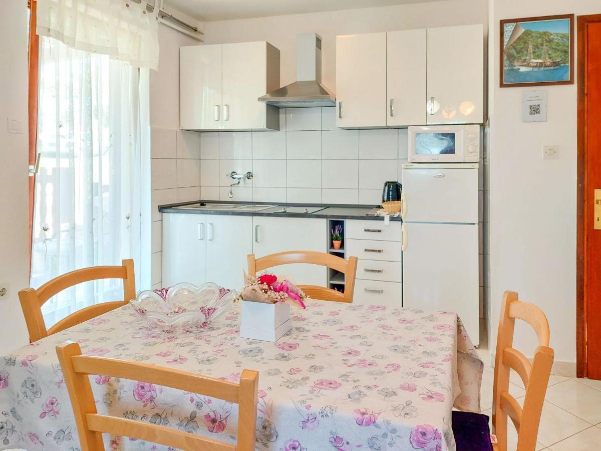 Apartment Kuki - Prc159 By Interhome ポレッチ エクステリア 写真